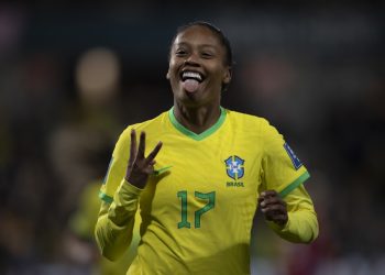 Brasil goleia Panamá por 4 a 0 e lidera grupo F da Copa do Mundo