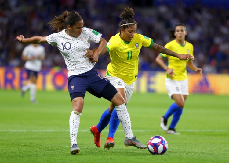 De clandestino à TV: como futebol feminino conquistou espaço no Brasil