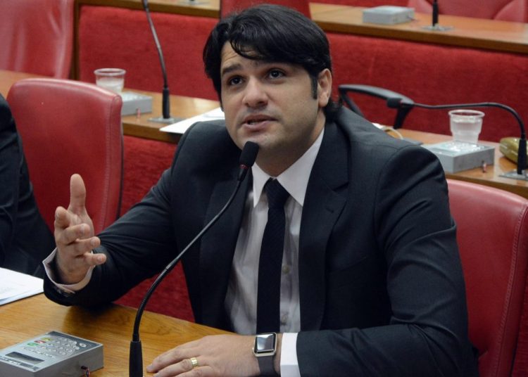 Léo Bezerra assume interinamente a Prefeitura de João Pessoa