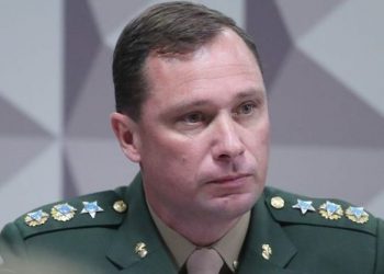 Mauro Cid fica calado durante reunião na CPMI do 8 de Janeiro