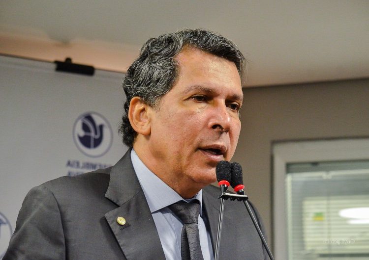 Caso não haja reciprocidade, “vou ter um candidato que não seja Cícero”, diz Ricardo