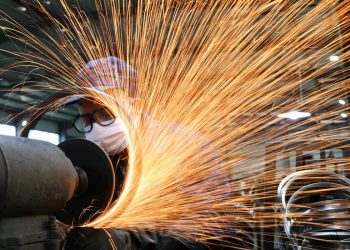 CNI afirma que economia do pais poderá crescer 2,1% este ano