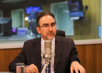 Regulamentação da reforma tributária ficará para 2024