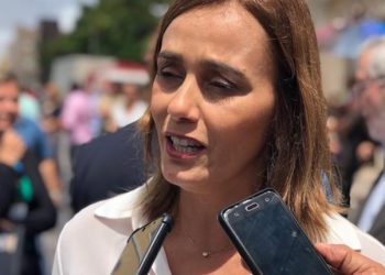 Munição contra Romero: Ana Cláudia volta a criticar Romero Rodrigues