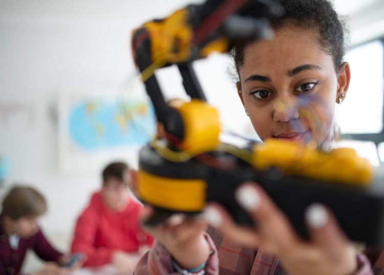 Comissão aprova robótica como esporte de competição e de relevância educacional