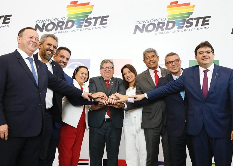 Consórcio Nordeste manifesta a Lula preocupação com queda do FPE