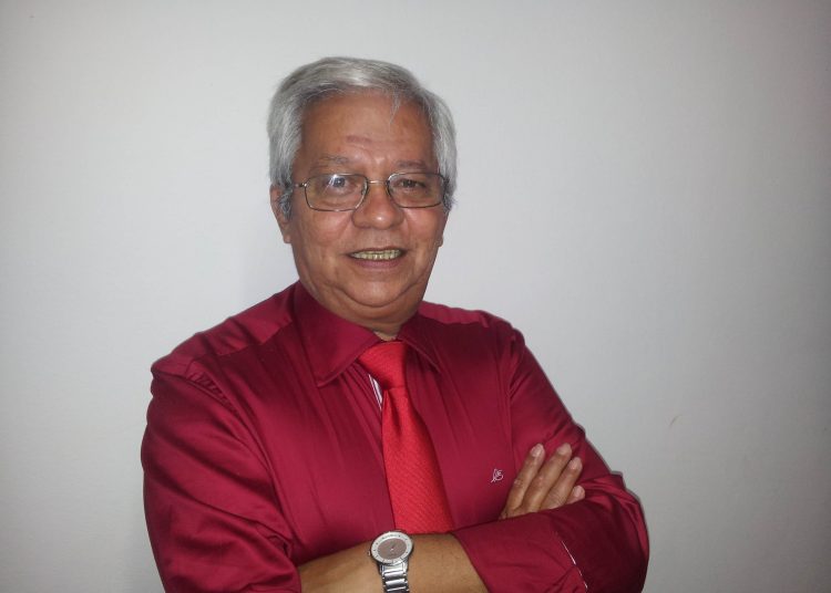 Velório do jornalista Wellington Farias segue até terça-feira (17), no Parque das Acácias