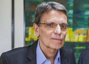 Ator indicado ao Oscar por “Rocky”, Burt Young morre aos 83 anos