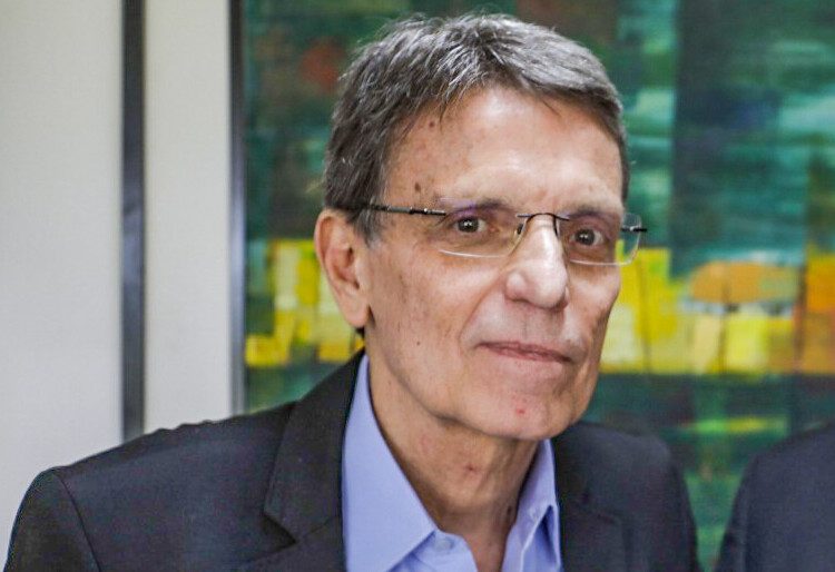 Ator indicado ao Oscar por “Rocky”, Burt Young morre aos 83 anos