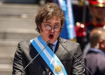 Milei diz que ajuste fiscal é única alternativa para a economia