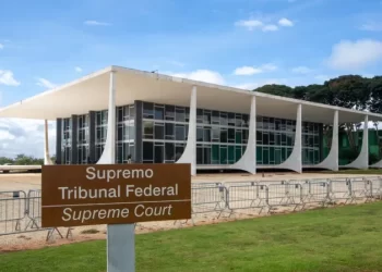 STF determina ao Congresso regulamentação da licença-paternidade