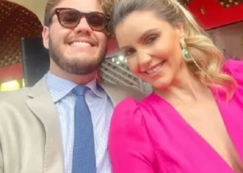 Primeira dama de Campina curte postagem sobre racha entre Bruno e Romero