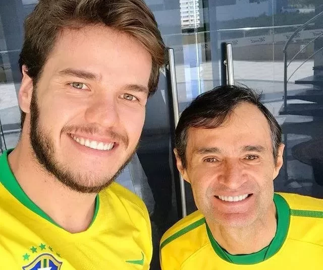 Cunha Lima promete conversa definitiva com Romero para estancar crise política em Campina