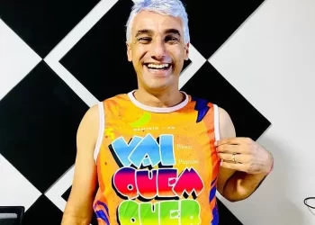 Deputado paraibano surpreende em visual “neva” cabelo e entra na onda de João Campos