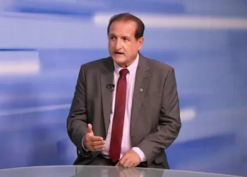 Hervázio revela que João Azevêdo está recebendo pressão para permanecer até o final do Governo