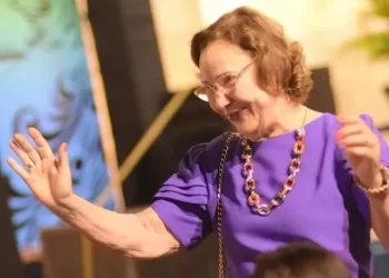 Ex-prefeita de Guarabira, Léa Toscano anuncia saída do PSDB