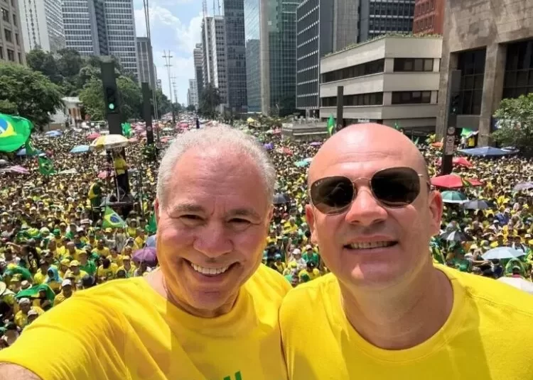 Queiroga busca União Brasil, Novo e todos os conversadores já no primeiro turno em João Pessoa