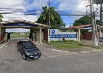 Procon Paraíba notifica Unipê e dá dez dias para instituição explicar cobrança de R$ 100 para alunos usarem estacionamento