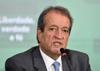 Moraes concede liberdade provisória a Valdemar Costa Neto