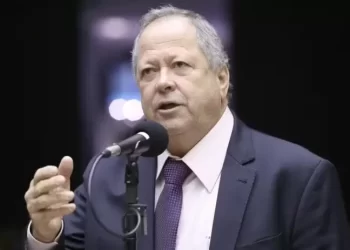 União Brasil expulsa deputado Chiquinho Brazão, suspeito de mandar matar Marielle Franco