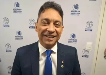 Presidente do PSDB da Paraíba ´mergulha´ tentando evitar desgaste