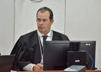 MPPB vai abrir investigação criminal para apurar autorização de construção de prédio irregular na orla de João Pessoa