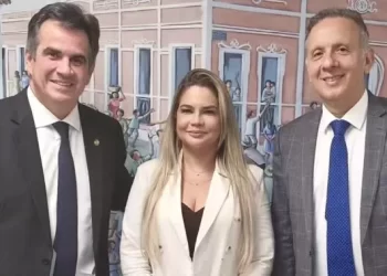 Prefeita do Conde, Karla Pimentel se filia ao Progressistas e disputará reeleição pela legenda