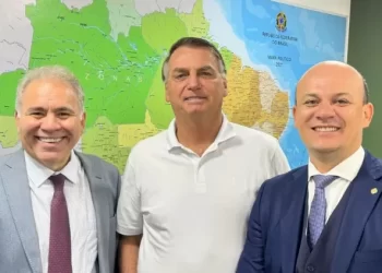 Bolsonaro reúne Queiroga e Cabo Gilberto em Brasília para selar união da direita em João Pessoa
