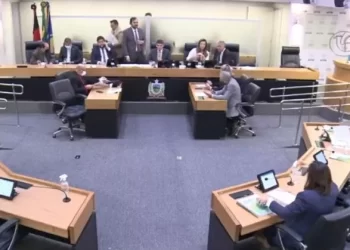 Criticado, secretário de João Azevedo é intimado a prestar esclarecimentos na Assembleia