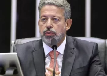 Manutenção de prisão de Brazão enfraquece Lira e afeta disputa por sucessão na Câmara