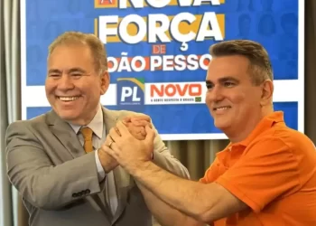 Queiroz confirma chapa com Queiroga: ‘Aceitei a vaga de vice em nome de um projeto maior’