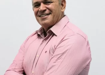 Parlamentar sai em defesa de colega e confirma acusações de ‘perseguição política’ no governo João Azevedo