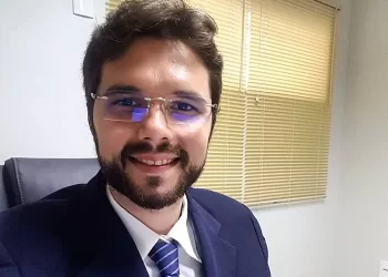 Presidente do União Brasil, de Campina Grande, revela: “Romero ainda tem parentes empregados na gestão de Bruno”