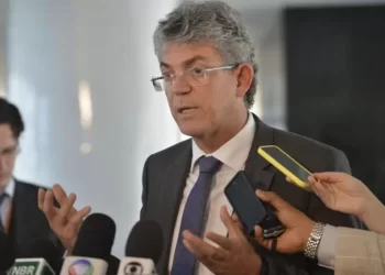 Ricardo Coutinho aceita ‘duelo’ para rebater secretário Deusdete Queiroga e critica “arroubo de ufanismo”