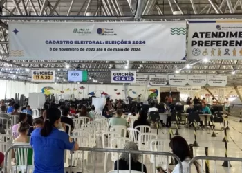 Último dia para regularizar título de eleitor registra longas filas em João Pessoa
