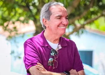 Vereador da base aliada de Cícero critica descaso da Prefeitura de João Pessoa com o cemitério de Cruz das Armas