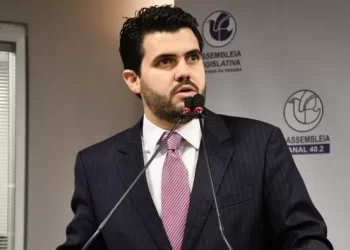 Republicanos mostra força e João Azevêdo anuncia Wilson Filho como novo secretário de Educação