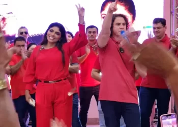 Senador Veneziano Vital do Rêgo lança, em Patos, Priscila Baronesa como pré-candidata a prefeita