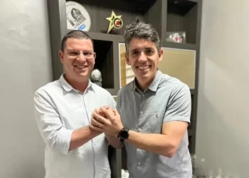 Tovar Correia Lima anuncia licença da Assembleia; Dinho Papaléguas assume mandato