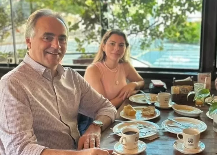 Luciano Cartaxo comenta possibilidade de esposa de Ricardo Coutinho compor chapa do PT como vice