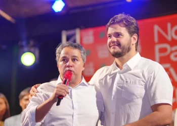 Efraim Filho diz que vice de Bruno Cunha Lima aguarda indicação de Romero Rodrigues
